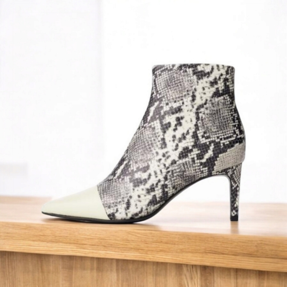 RAG & BONE BEHA LEATHER BOOT - BLACK /WHITE MULTI SIZE 10 - Picture 1 of 17
